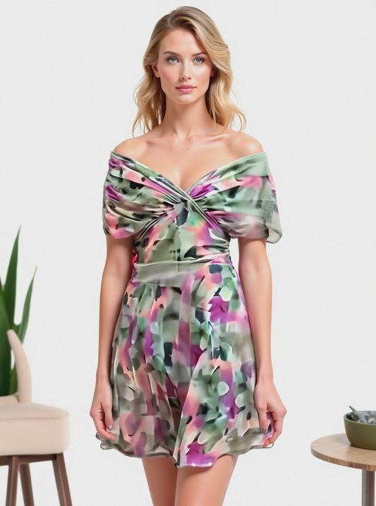 Elegante maxi-jurk met V-hals, fantasieprint en bloemenmotief.